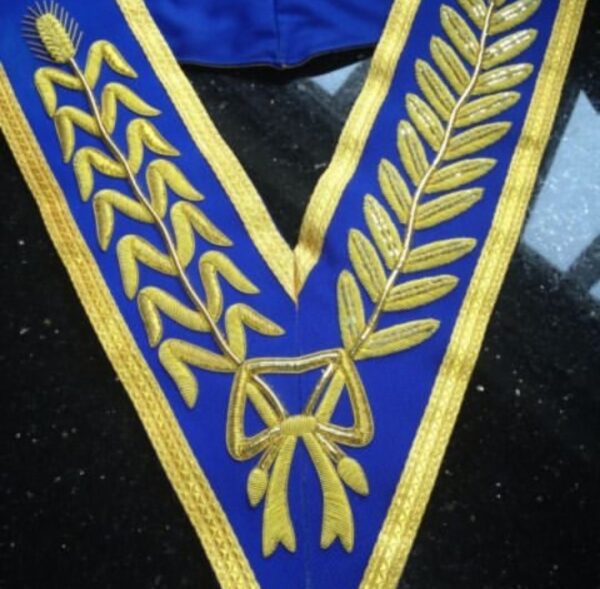 Embroidery Batch – Classic Handmade Decorative Patch